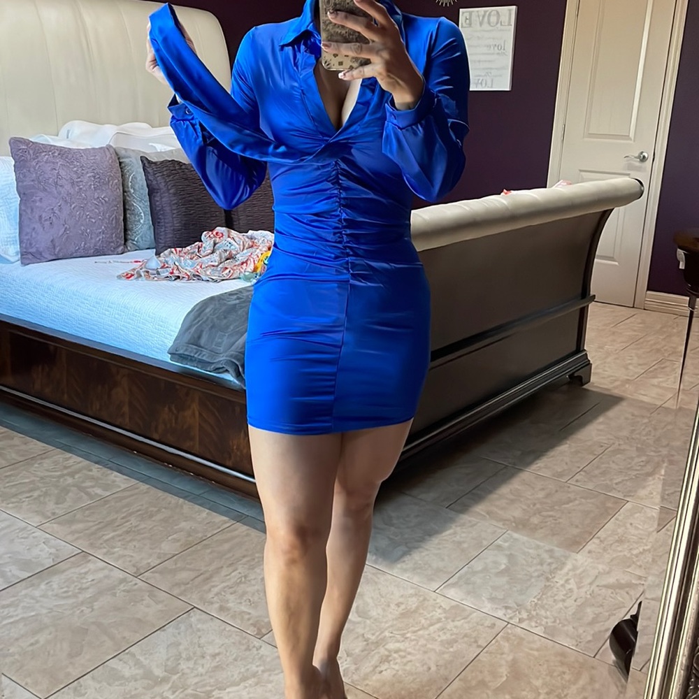 Party mini blue dress silky material